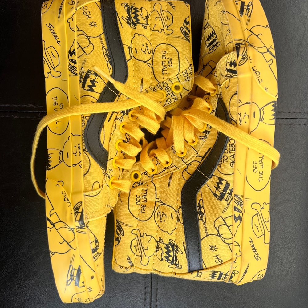 Vans SK8-Hi x Peanuts Charlie Brown Maize Yellow